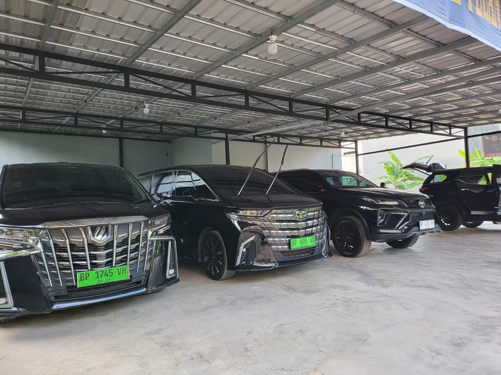 Galeri VRN Rent Car Batam 4