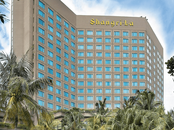 Rekomendasi hotel Shangri-La Surabaya di Surabaya