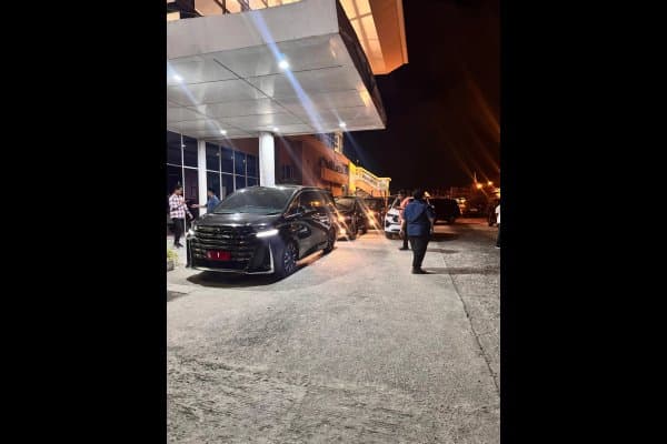 Sewa Toyota Innova Reborn Sewa Toyota Innova Reborn