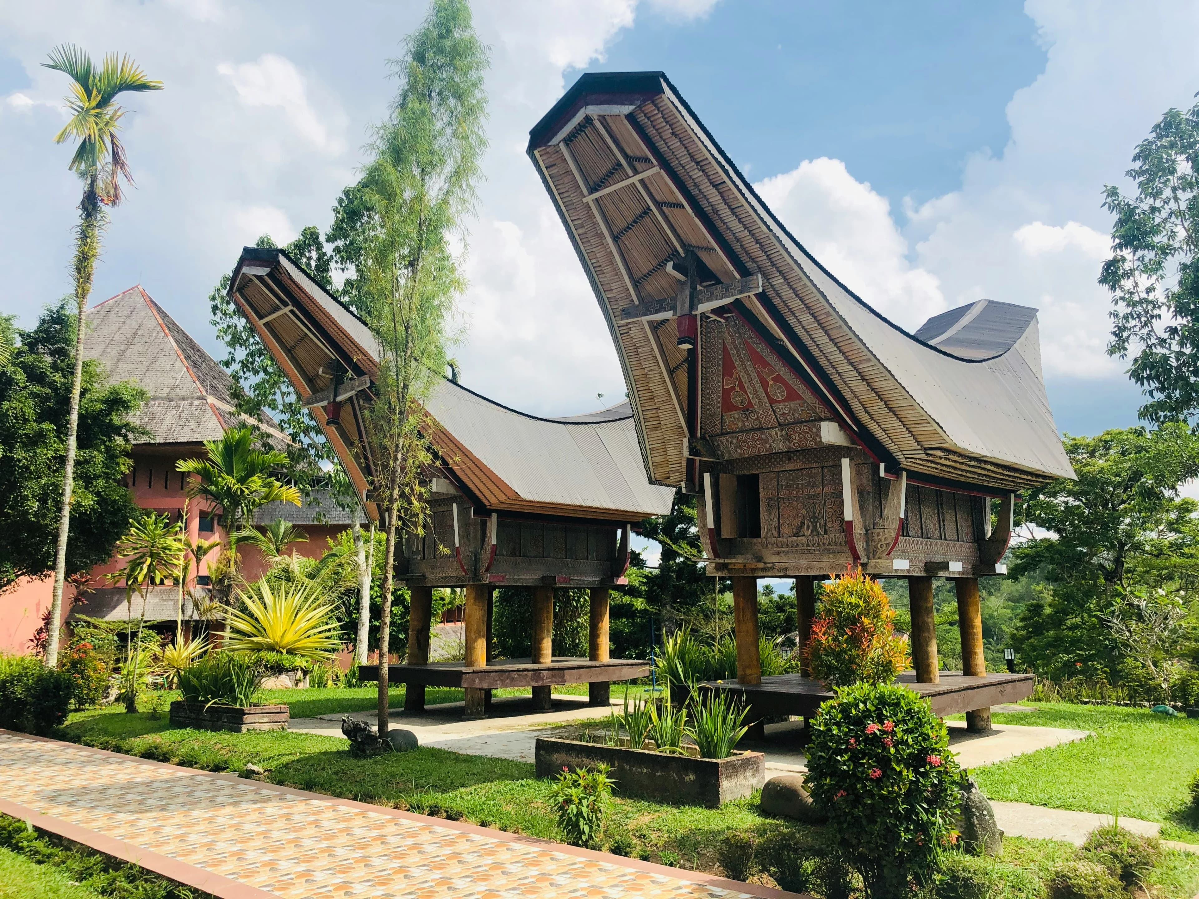 Rumah adat Tongkonan di Tana Toraja